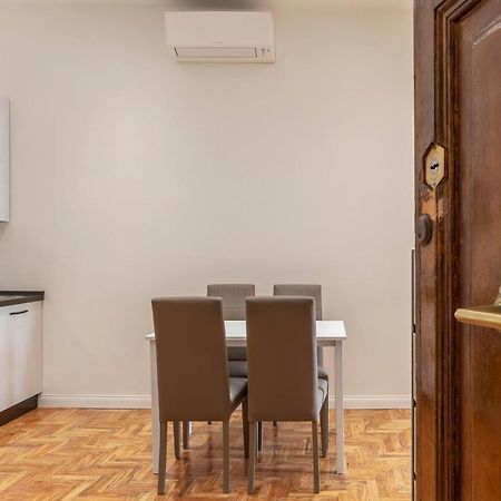 Rione Prati Elegant Apartment With Balcony 로마 외부 사진