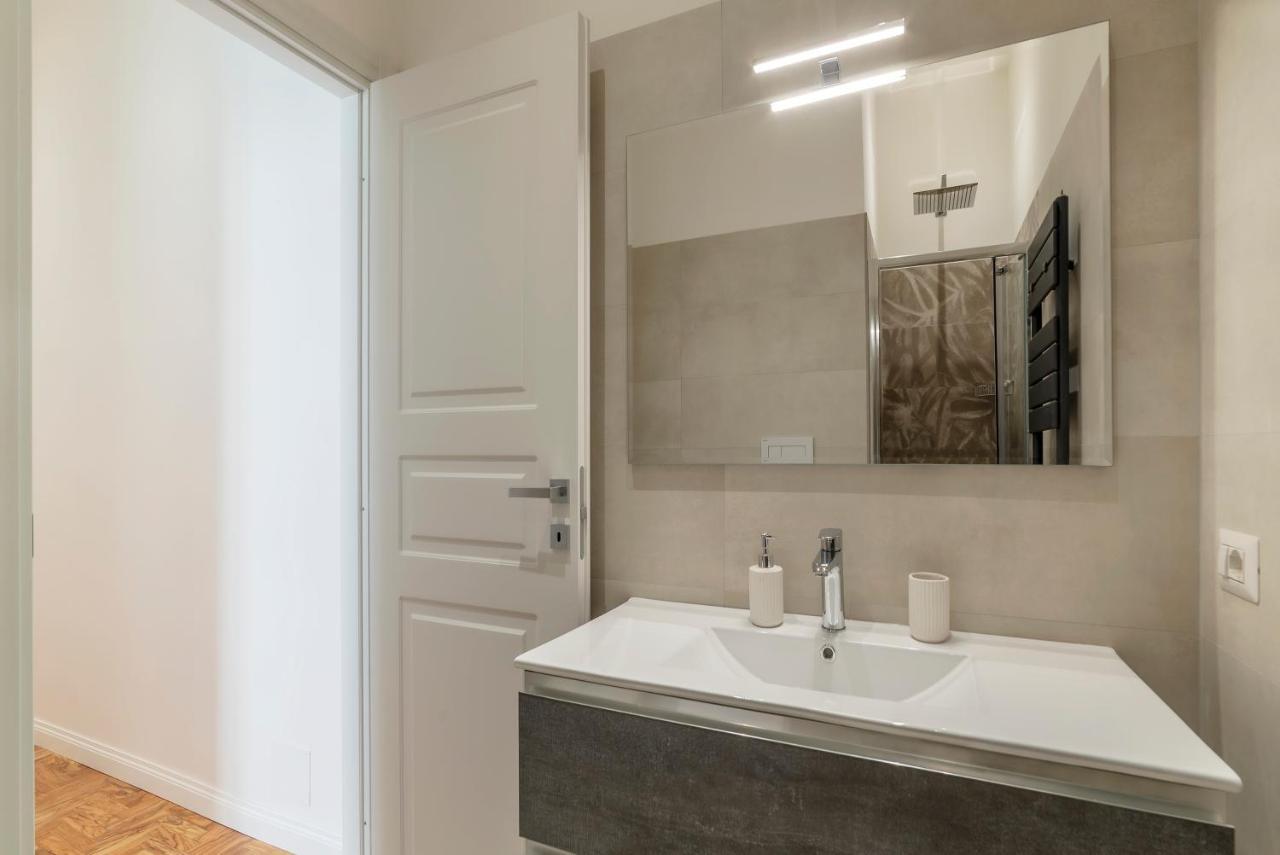Rione Prati Elegant Apartment With Balcony 로마 외부 사진